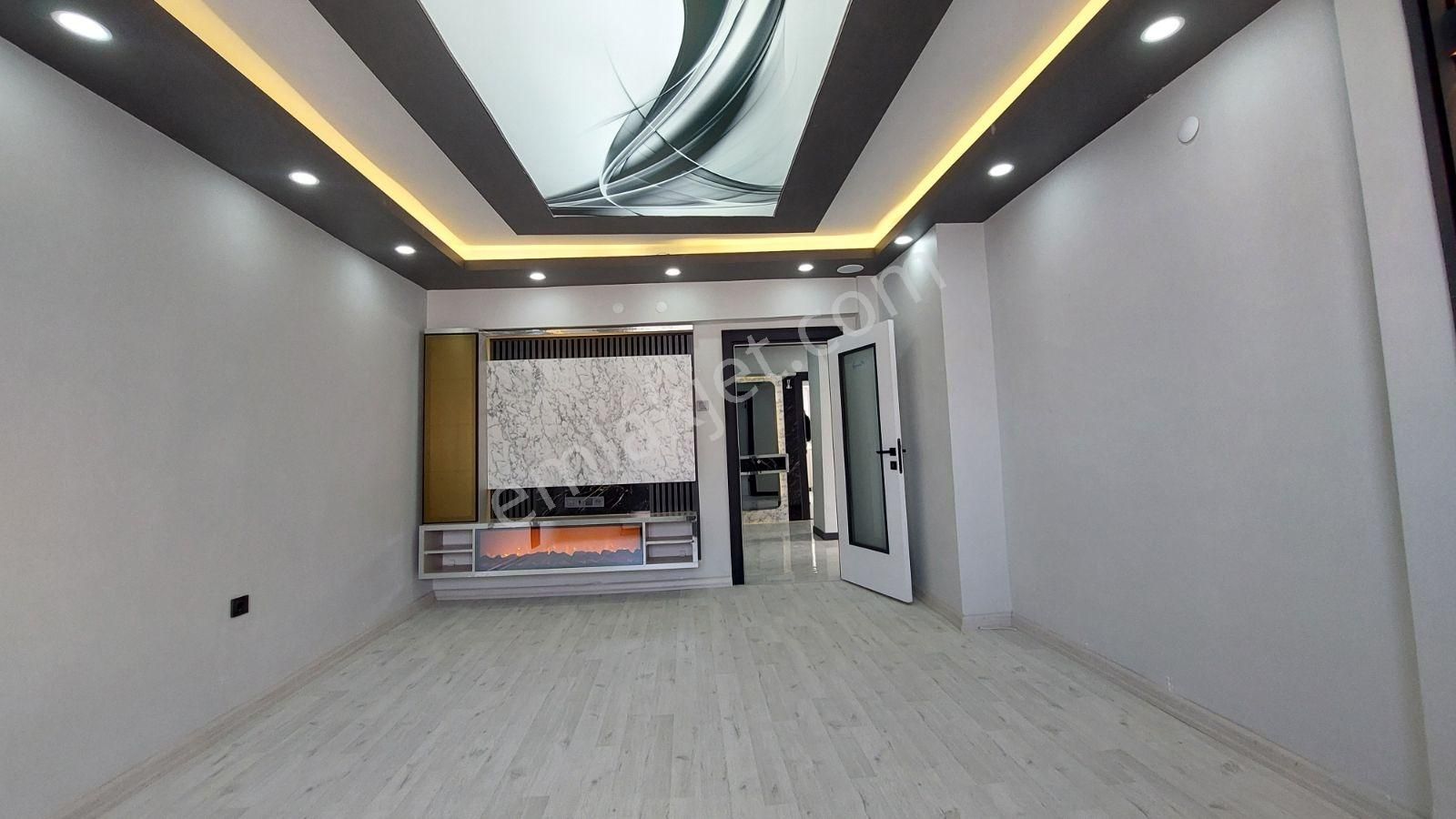 Akşemsettin'de Güney Yol 3 Cepheli Full Utra Lüks 3+1 - Görsel 9