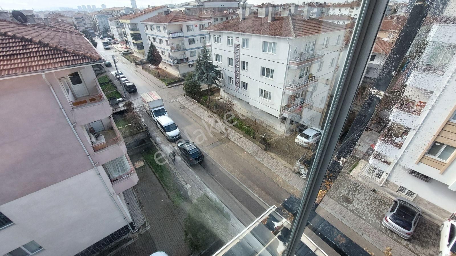 Akşemsettin'de Güney Yol 3 Cepheli Full Utra Lüks 3+1 - Görsel 27