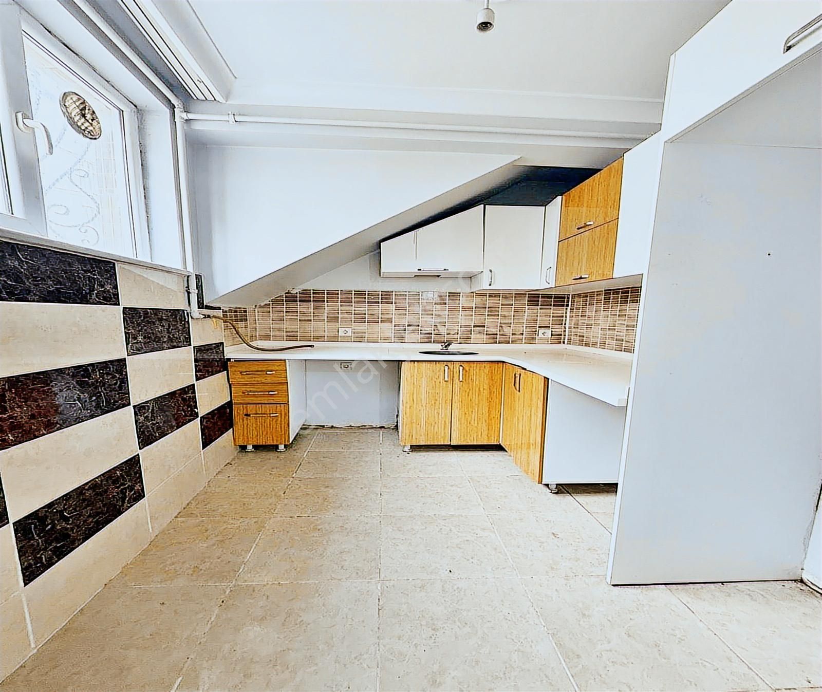 Esenyurt Kıraç İstiklal Mahallesinde Bahçe Katı 2+1 1.400.000 Tl - Görsel 28