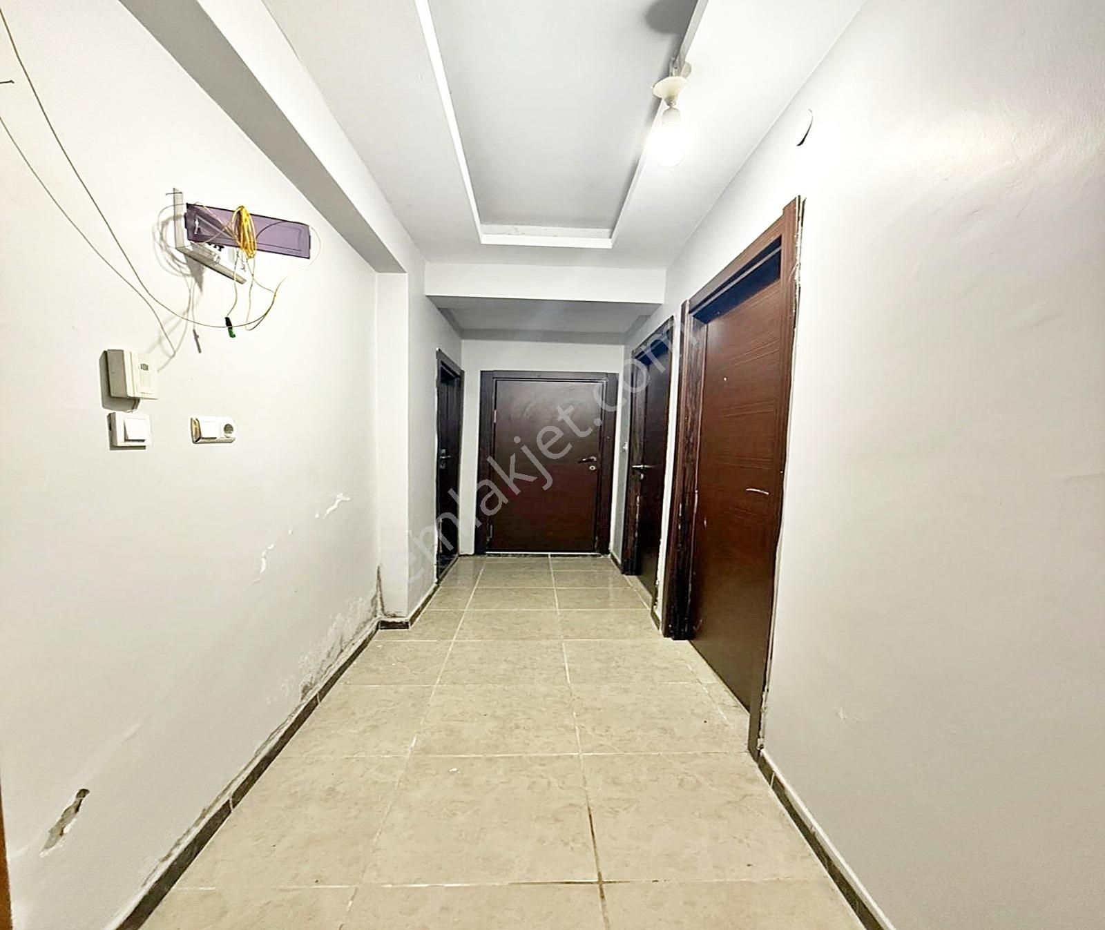 Esenyurt Kıraç İstiklal Mahallesinde Bahçe Katı 2+1 1.400.000 Tl - Görsel 23