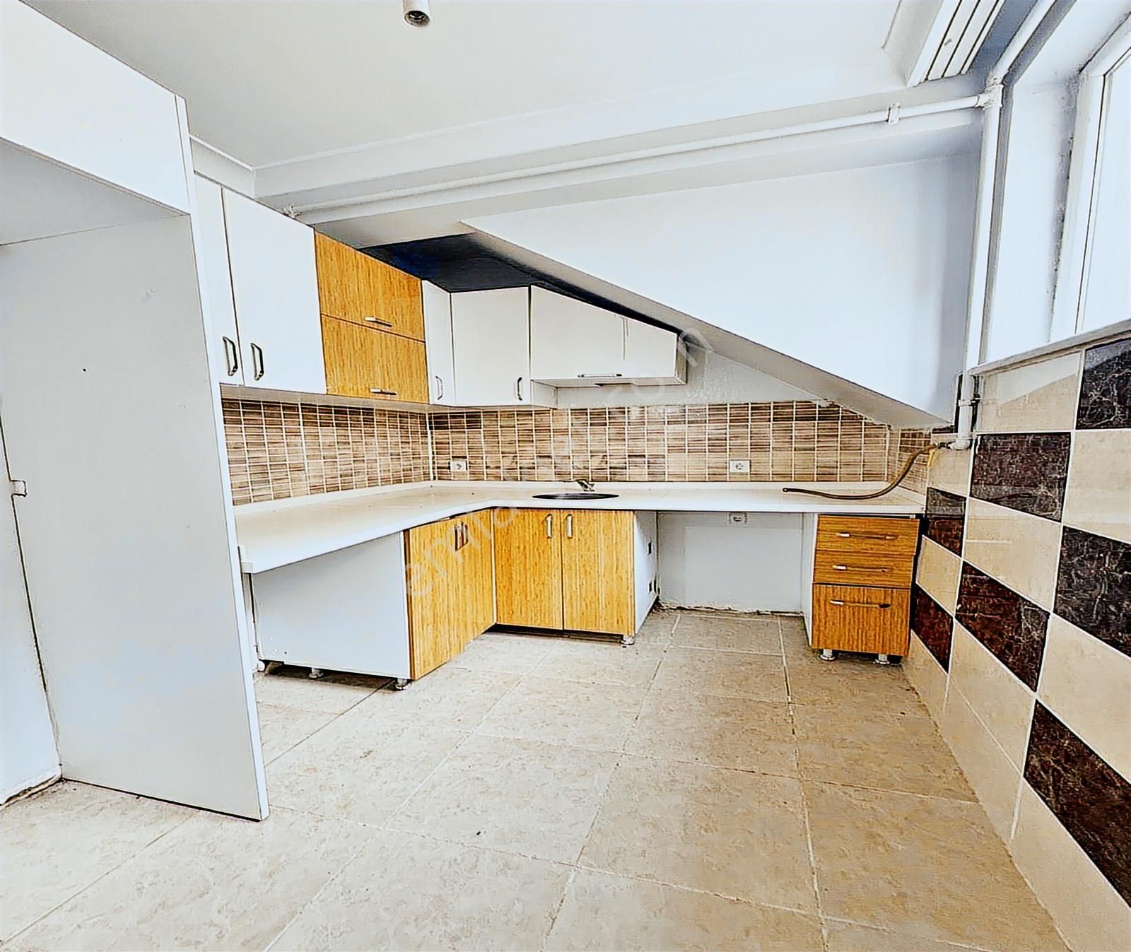 Esenyurt Kıraç İstiklal Mahallesinde Bahçe Katı 2+1 1.400.000 Tl - Görsel 6