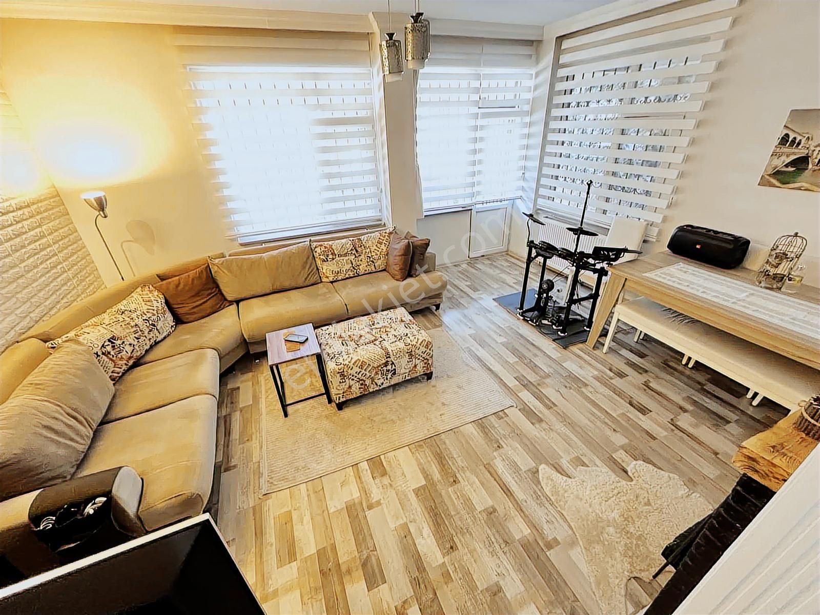 Bayramoğlu Yelkenkaya'da Turyap Koza'dan Yenilenmiş 2+1 Daire - Görsel 11