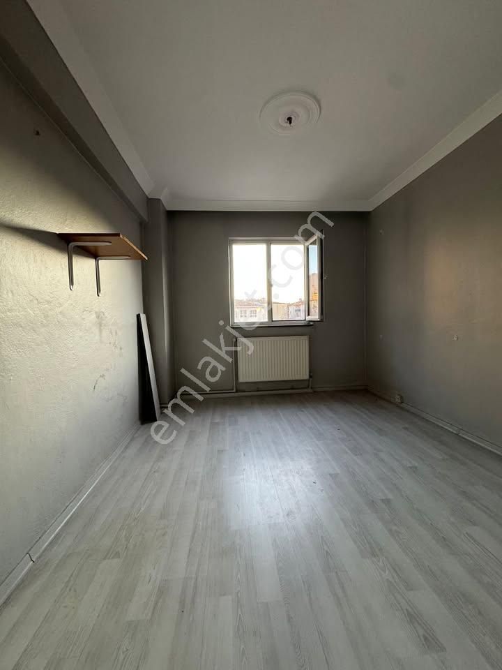 Arslanbeyden Tekirdağ Çorlu Mevkiinde Acil Satılık Daire Fırsatı!!!!! - Görsel 3