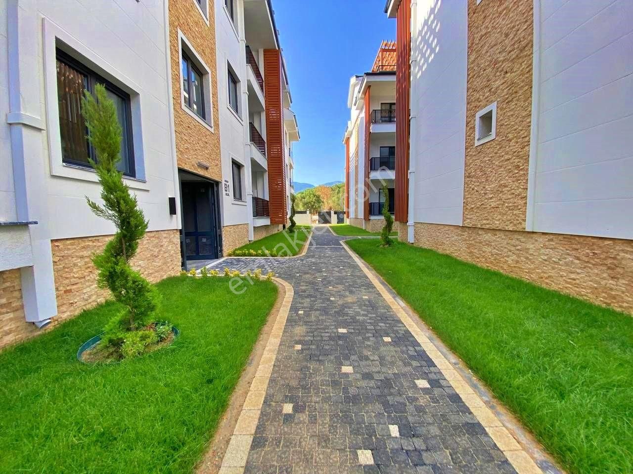 Uytundan Akçay-güre Arasında Bahçeli Havuzlu Ultralüks 1+1 Daire - Görsel 22