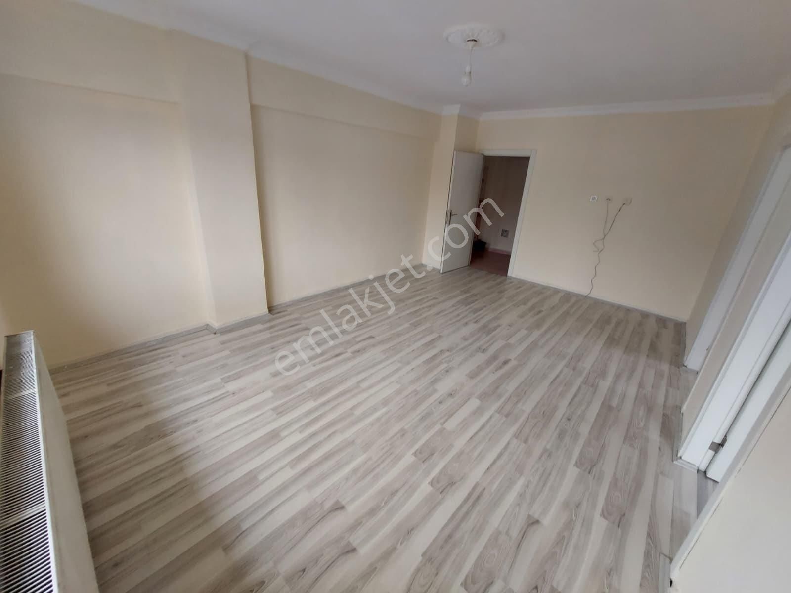 Sincan Maraş’a Çakmak Mahallesi Üçüncü Katta 3 + 1 Satılık Daire - Görsel 9