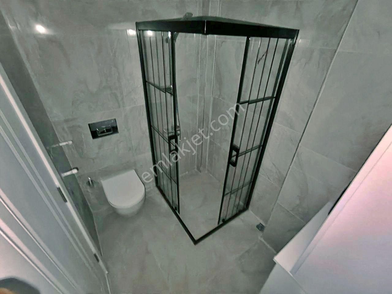 Uytundan Gürede Bahçe Kullanımlı Satılık Lüx 1+1 Daire - Görsel 4