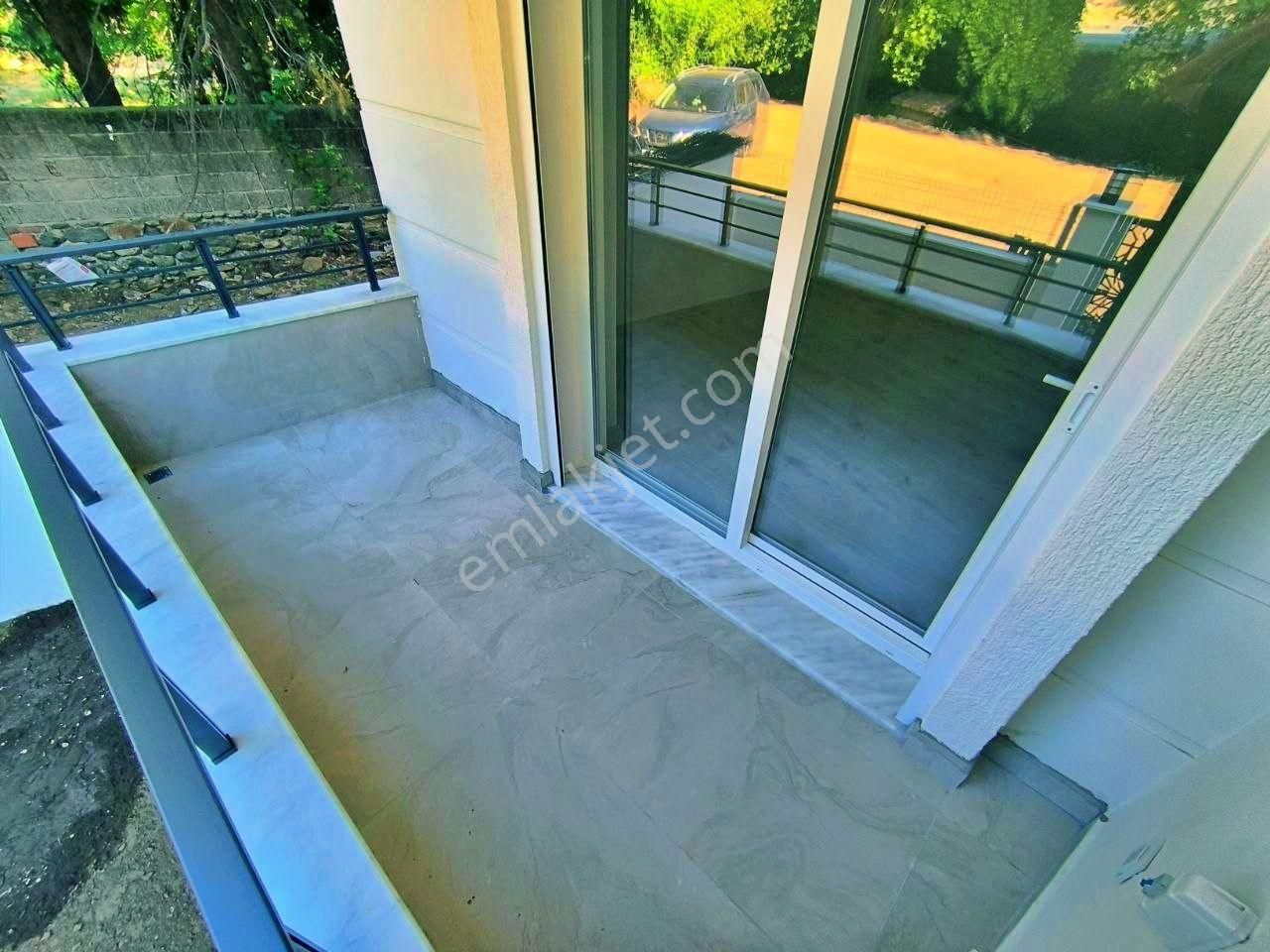 Uytundan Gürede Bahçe Kullanımlı Satılık Lüx 1+1 Daire - Görsel 16