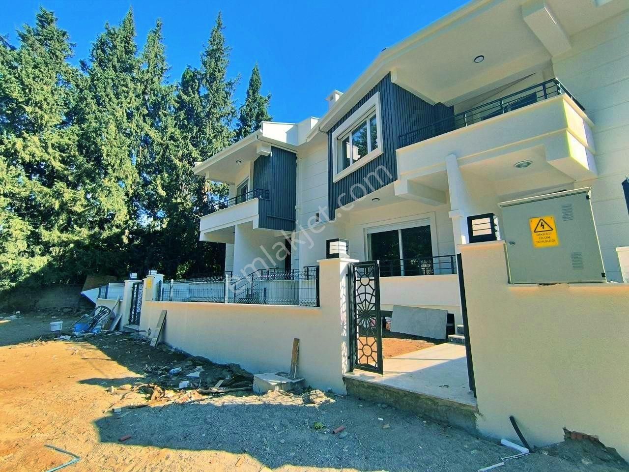 Uytundan Gürede Bahçe Kullanımlı Satılık Lüx 1+1 Daire - Görsel 27