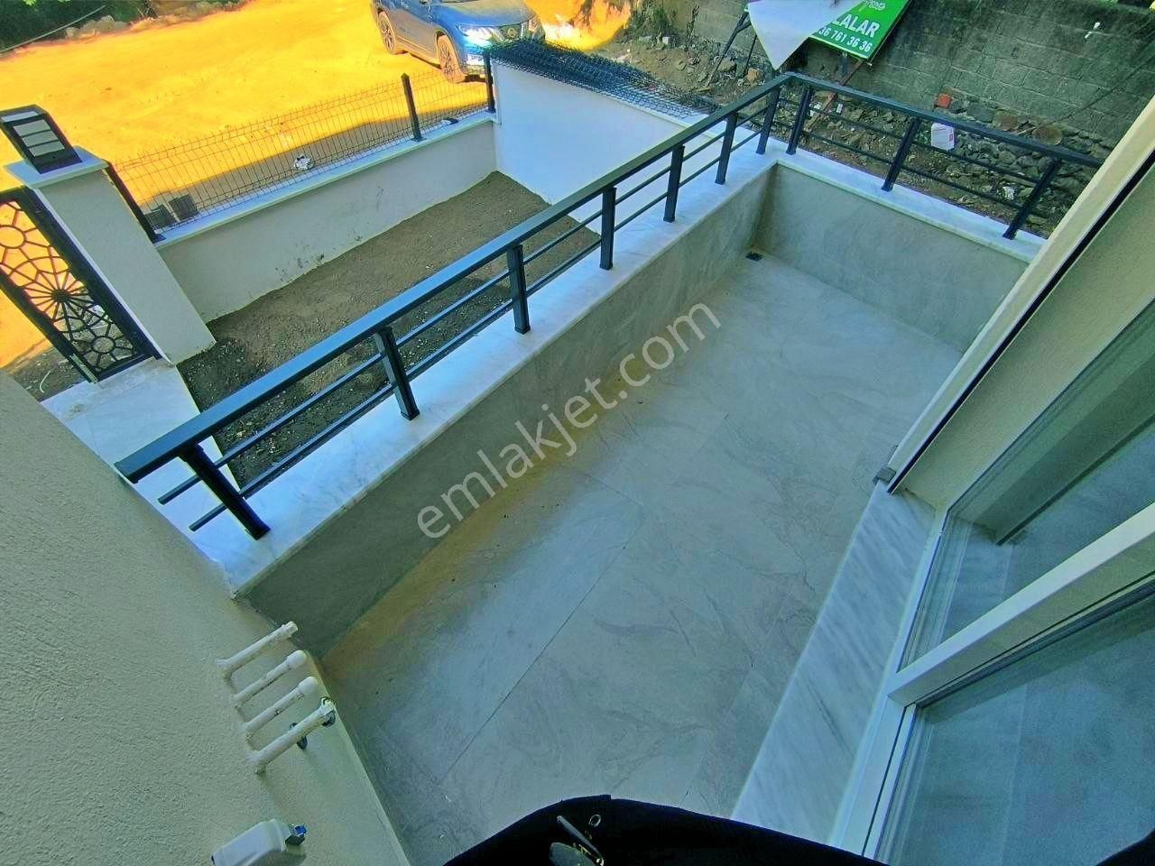 Uytundan Gürede Bahçe Kullanımlı Satılık Lüx 1+1 Daire - Görsel 20
