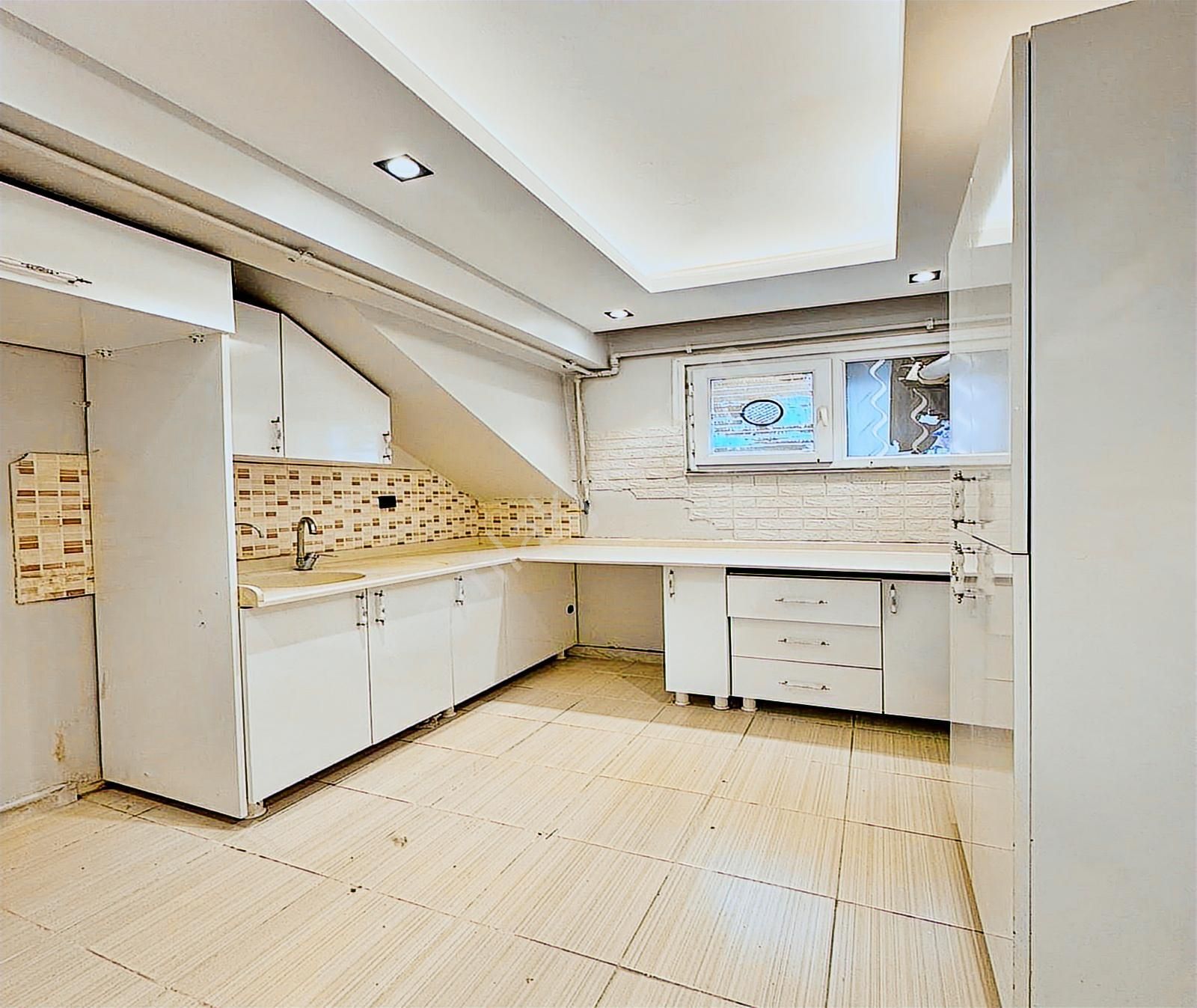 Kıraç Osmangazi Mah. Sığınaklı Bahçe Katı Dışardan Ara Kat Gibi - Görsel 30