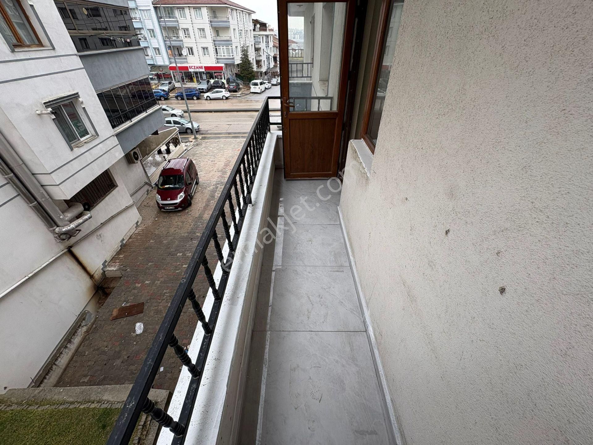 Hayal^den Etimesgut Ara Katta Ful Yapılı Ön Cp. Bağımsz Masrafsz Fırsat Daire - Görsel 28