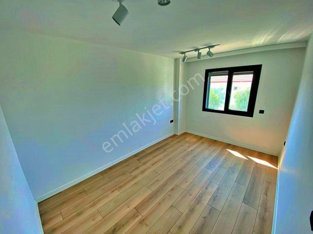 Uytun'dan Güre'de Sauna Yüzme Havuzlu Ultralüx 5+1 Satılık Villa - Görsel 24