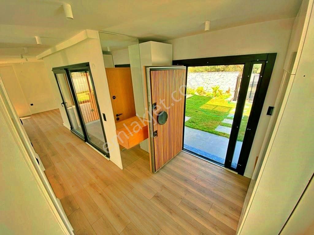 Uytun'dan Güre'de Sauna Yüzme Havuzlu Ultralüx 5+1 Satılık Villa - Görsel 14