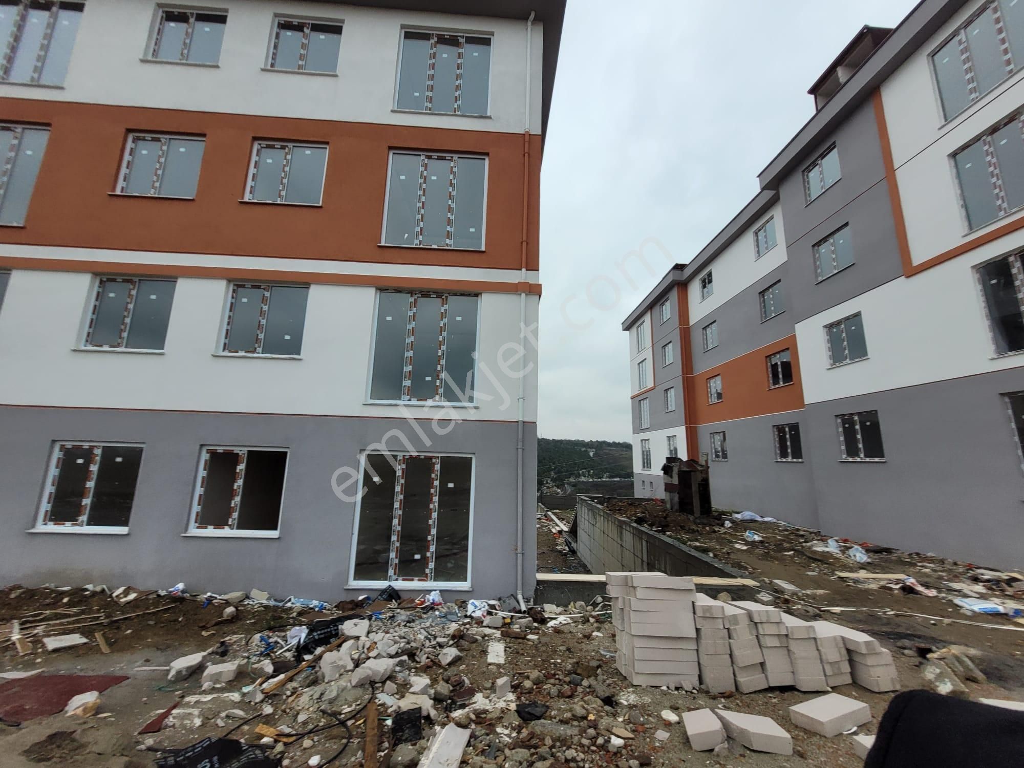 Üç Kardeşler'den Yayla Mah'de Otoparklı Sıfır Ara Kat Daireler - Görsel 17