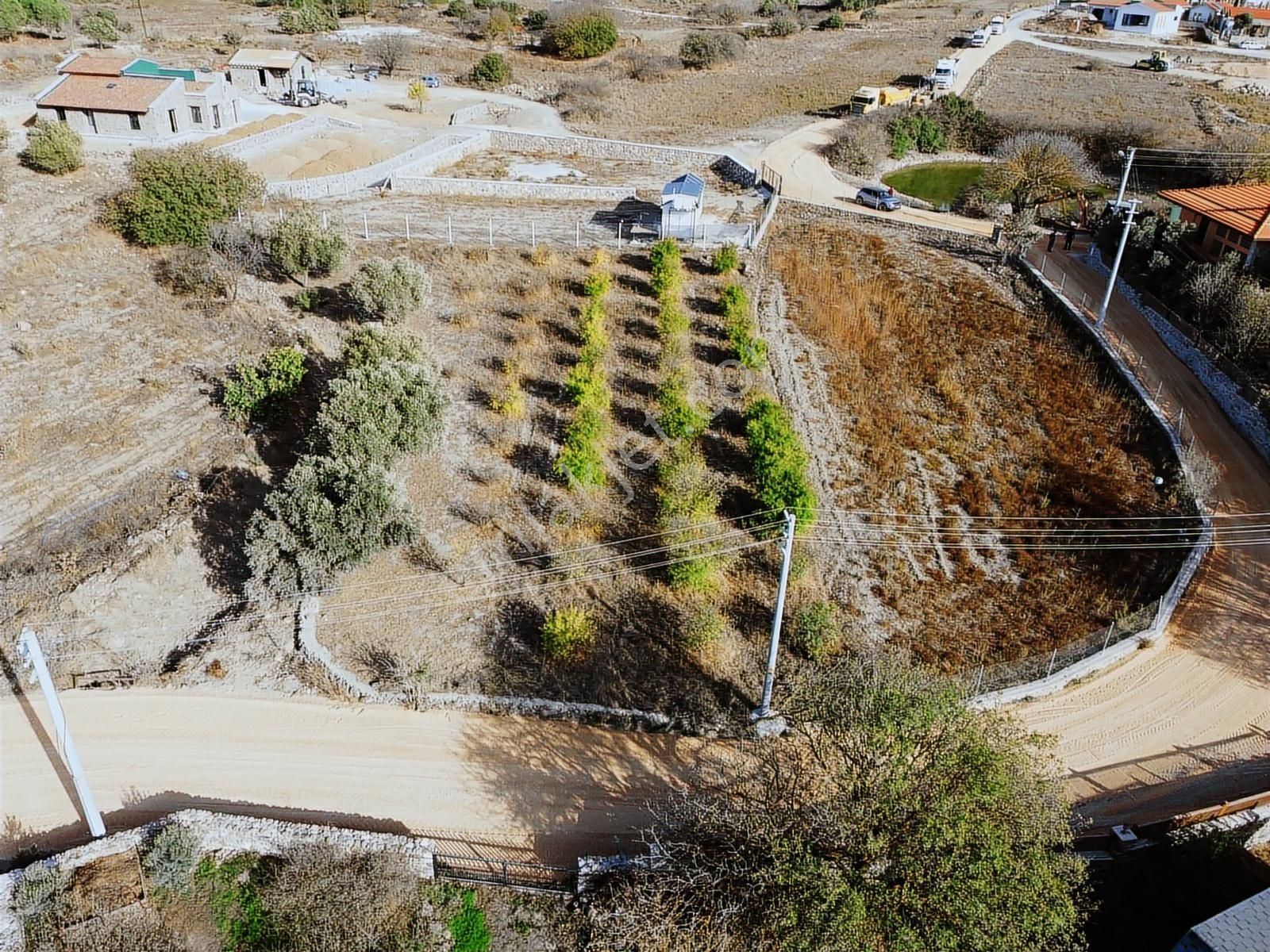 Barbaros Köyünde Yerleşik Alanda Yapılaşabilir Arazi - Görsel 15