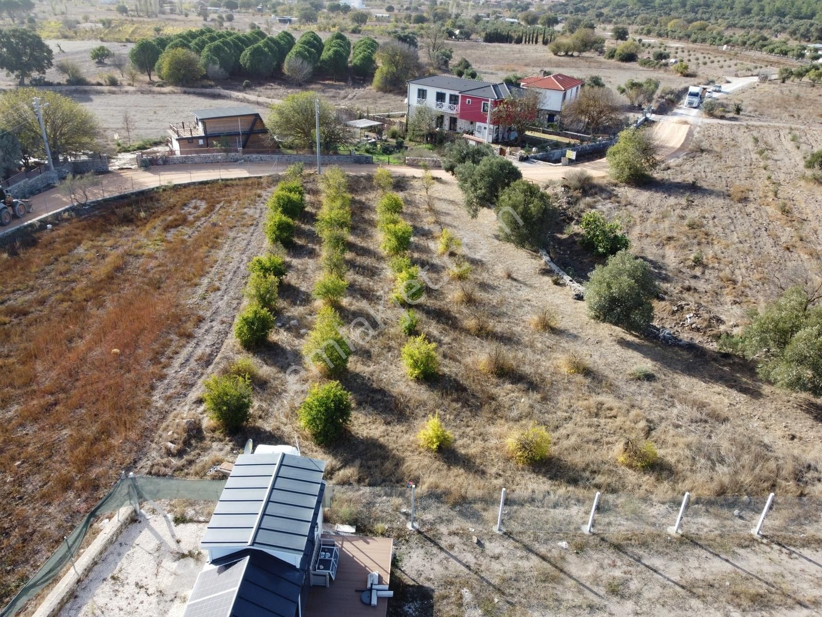 Barbaros Köyünde Yerleşik Alanda Yapılaşabilir Arazi - Görsel 13