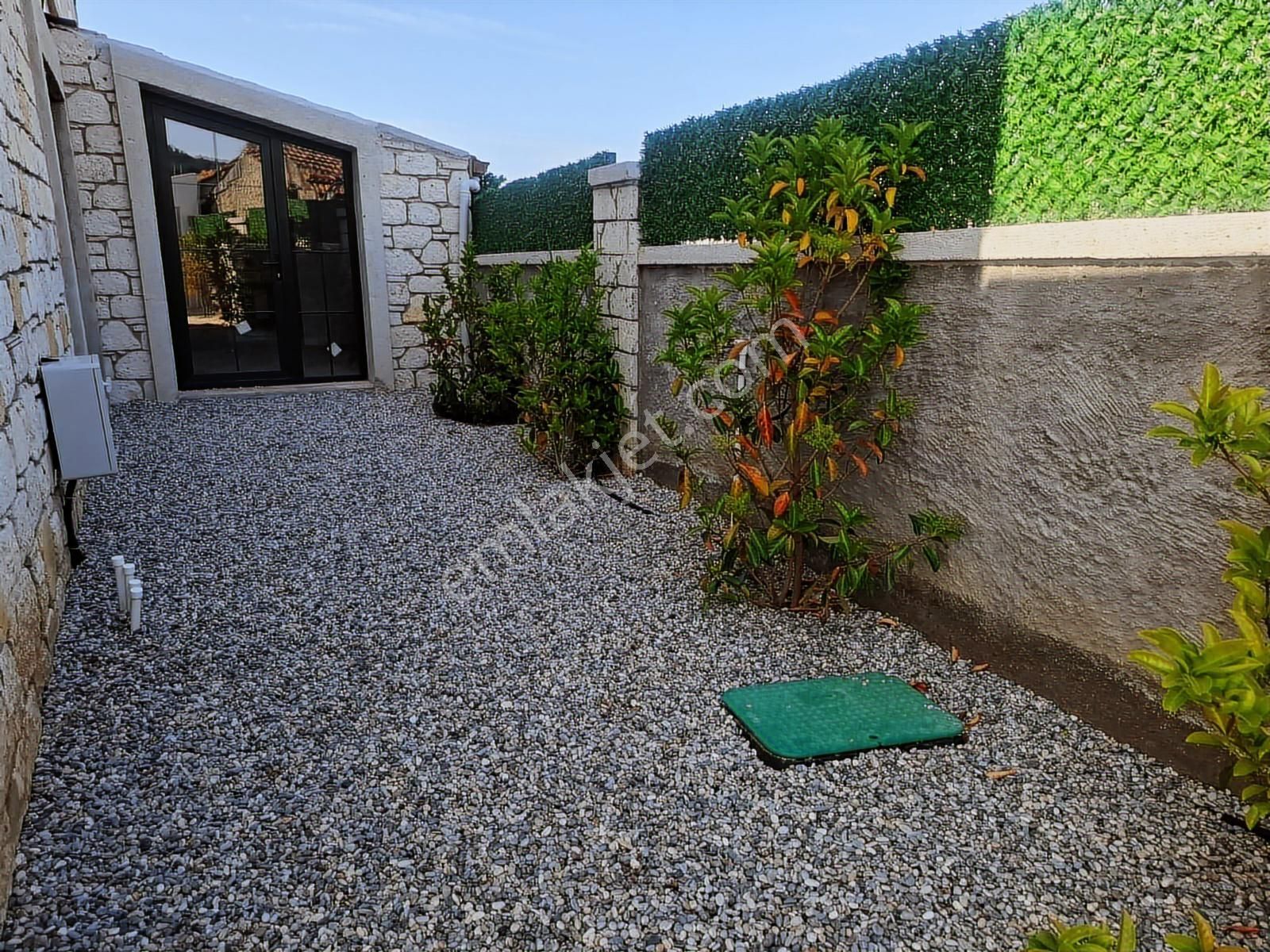 Uzunkuyu'da, Havuzlu, Bahçeli, Konuk Odalı, Konforlu Özel Villa! - Görsel 15