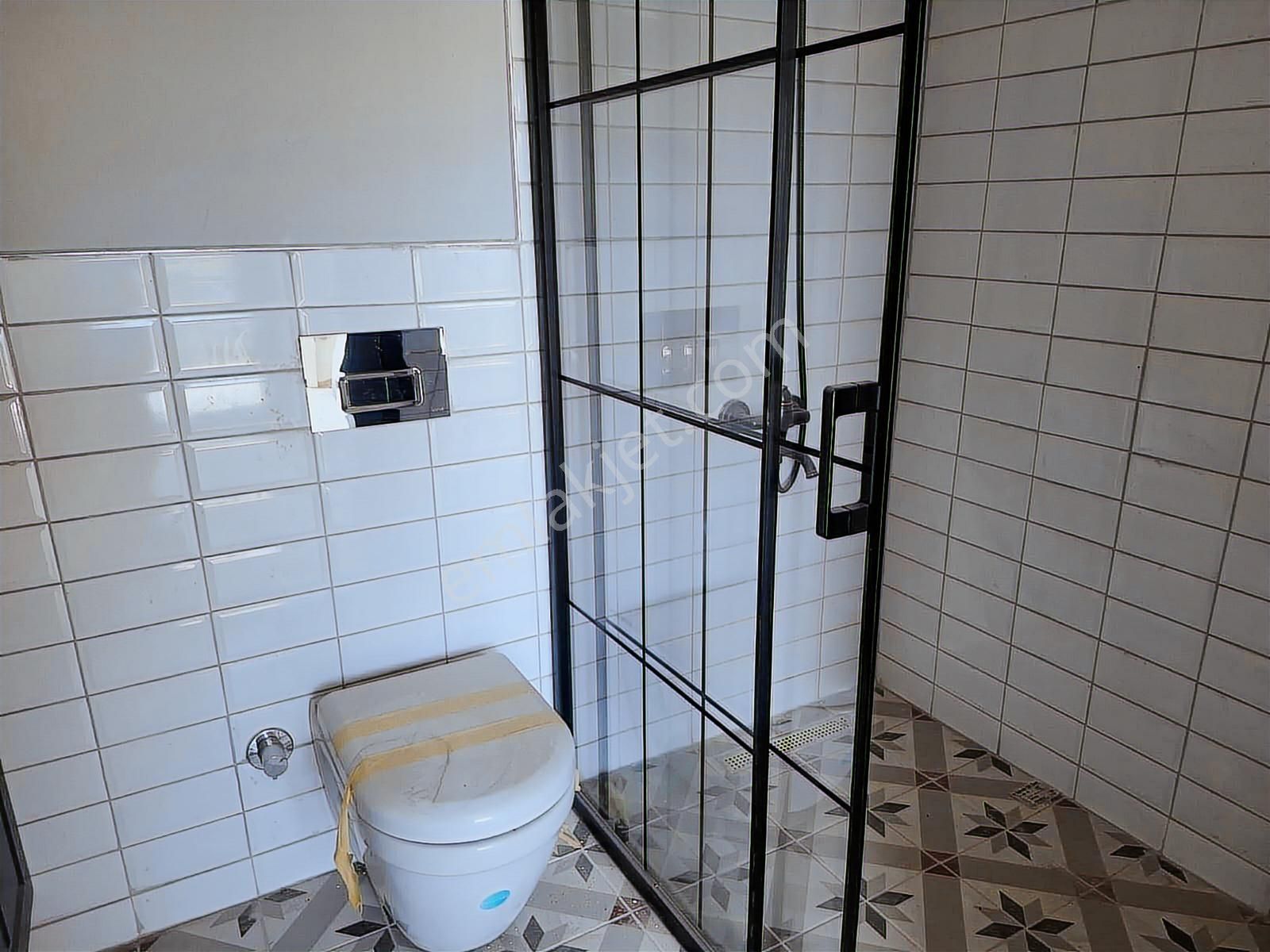 Uzunkuyu'da, Havuzlu, Bahçeli, Konuk Odalı, Konforlu Özel Villa! - Görsel 17