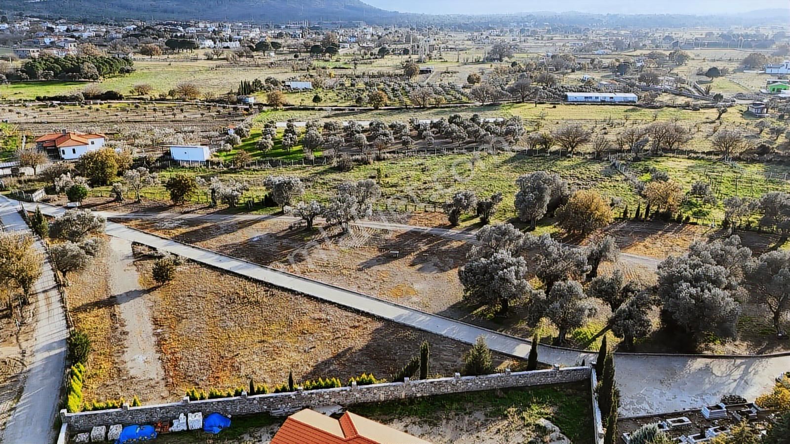 Bağ Evi Ruhsatı Alınabilir, Köy Merkezine Yakın - Görsel 2
