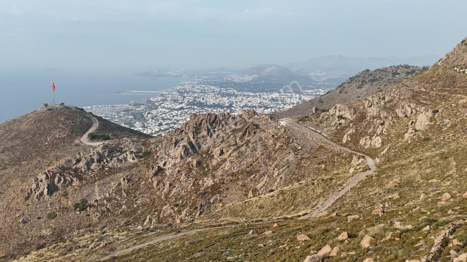 Turgutreiste Marina'ya 3 Km Mesafede Manzaralı 46 Dekar Arazi - Görsel 7