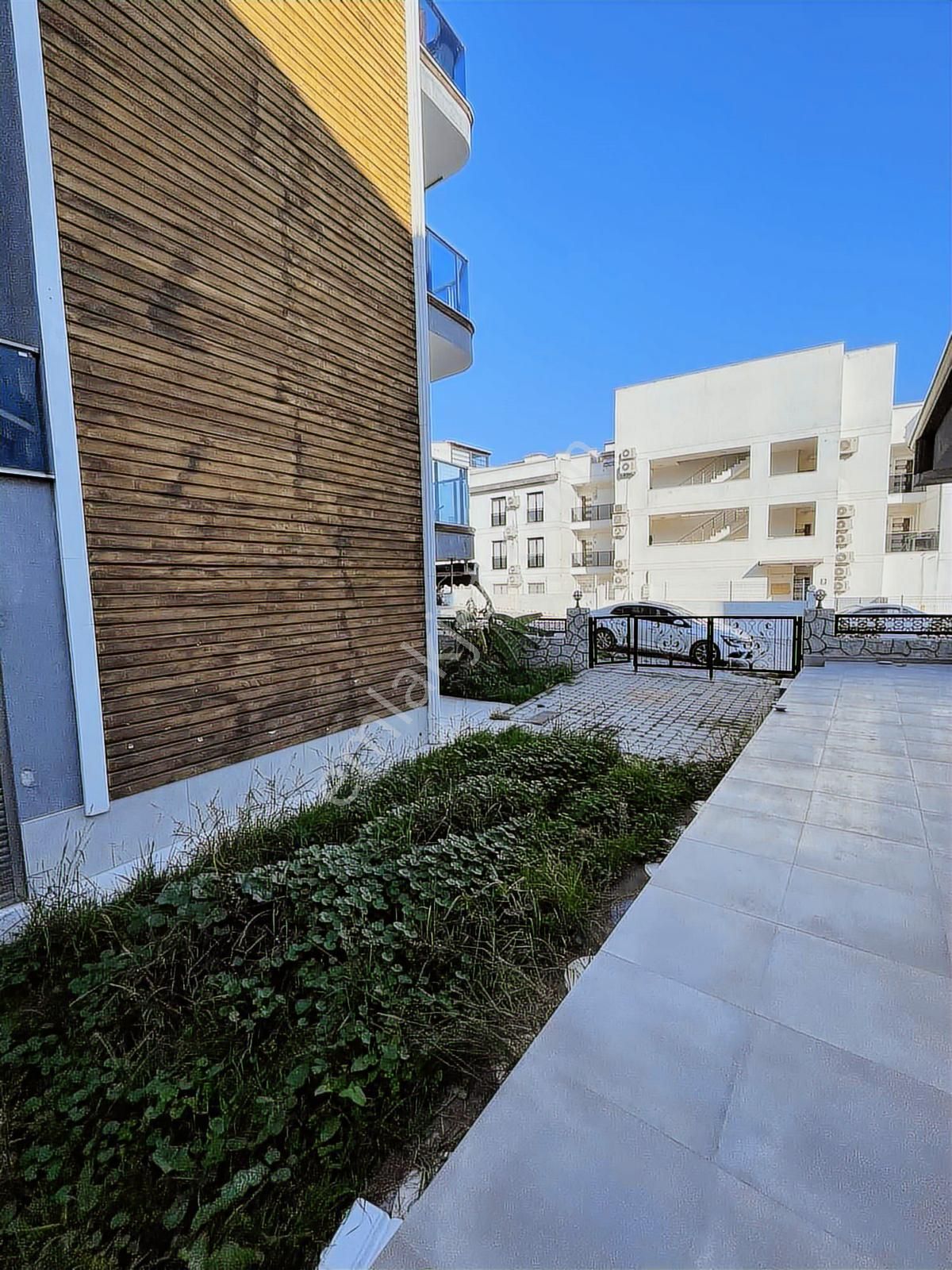 Merkeze Yakın Tek Kat 2+1 Daire - Görsel 2