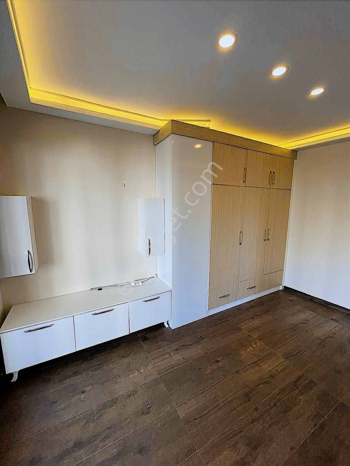 Merkeze Yakın Tek Kat 2+1 Daire - Görsel 23