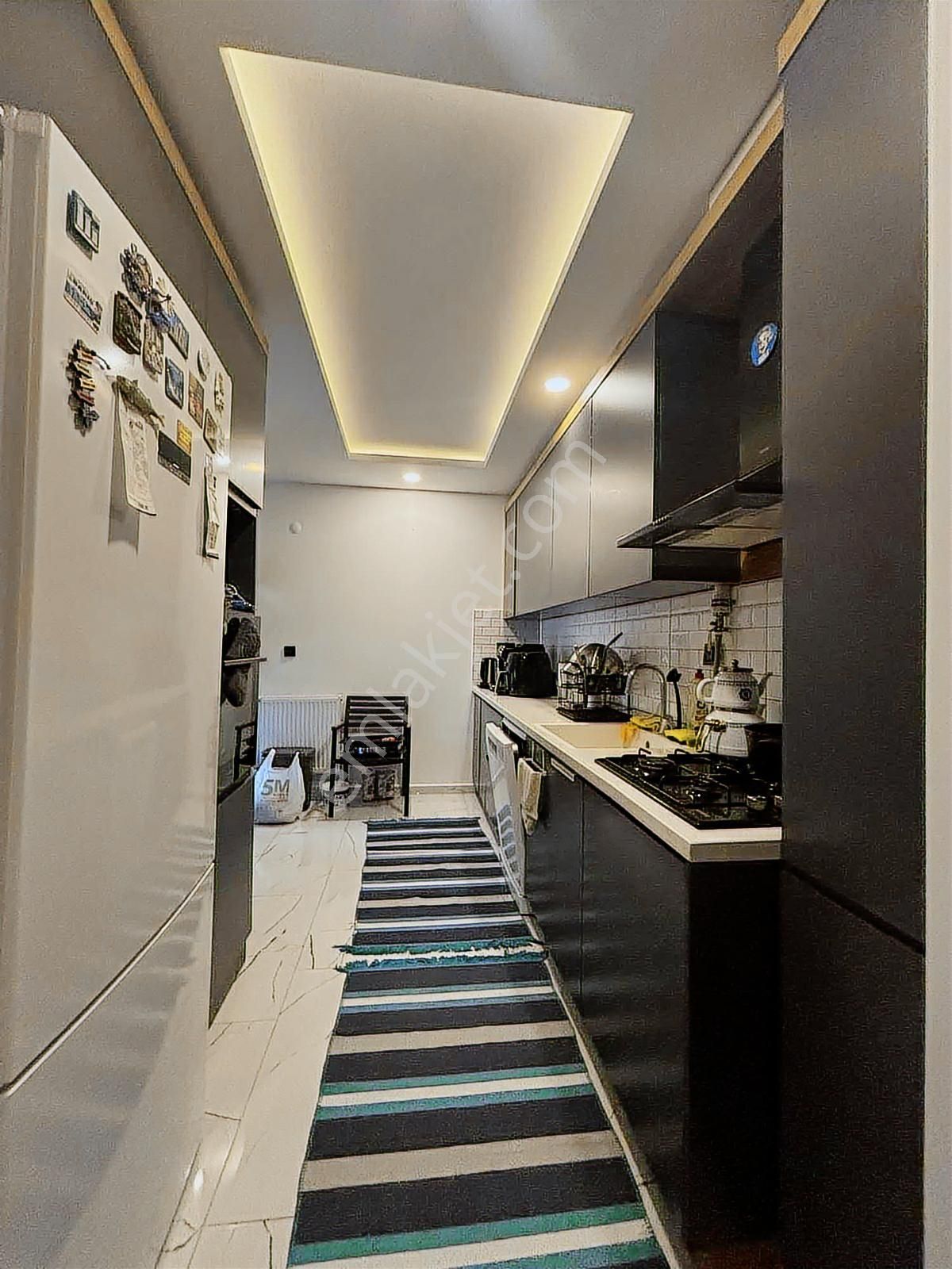 Kuşadası Otogar Arkasında 2+1 Satılık Daire - Görsel 24