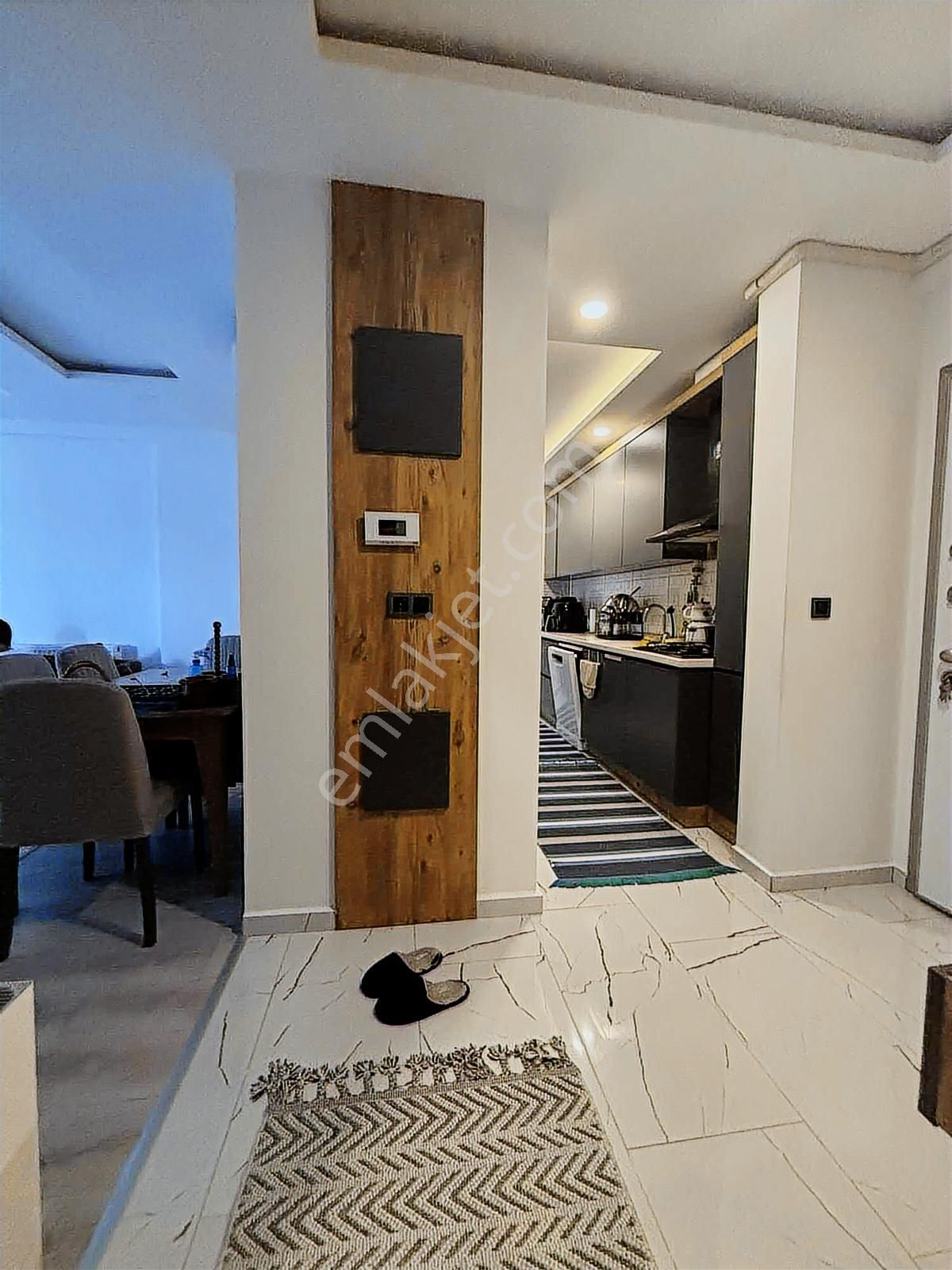 Kuşadası Otogar Arkasında 2+1 Satılık Daire - Görsel 17