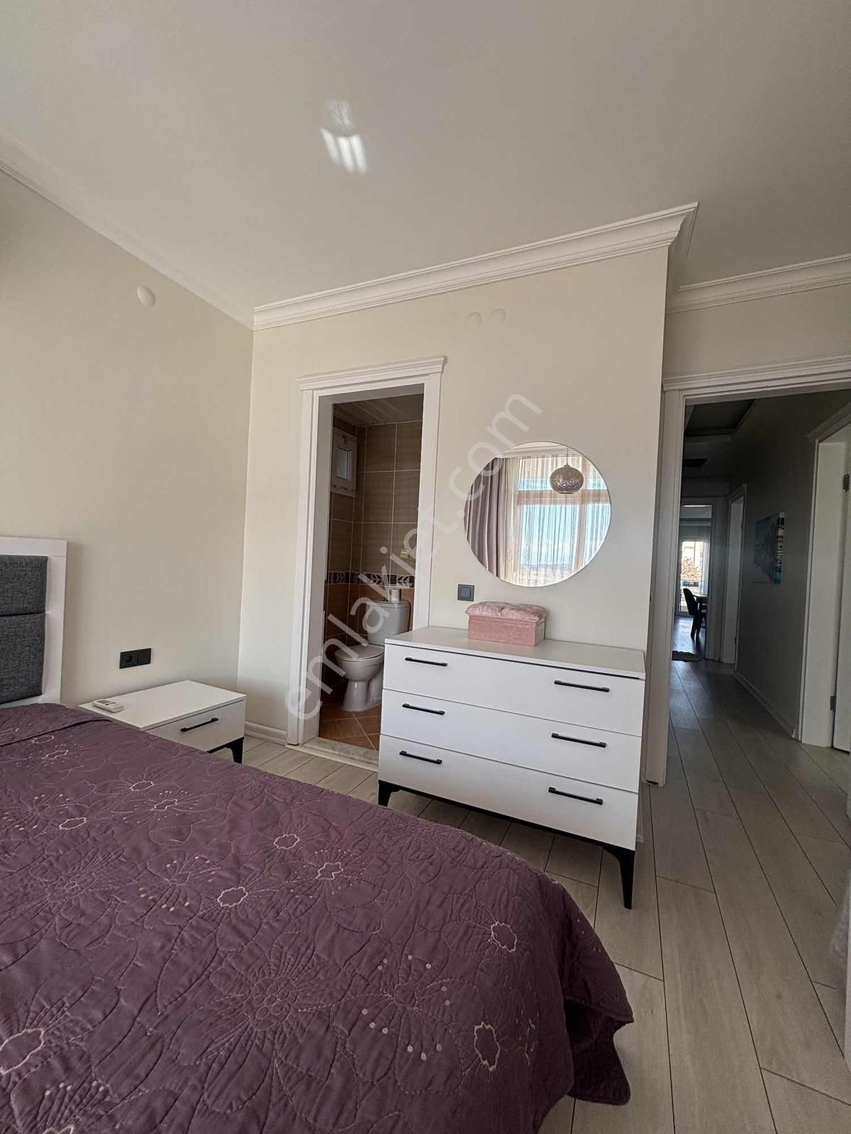 Kuşadası Ege Mahallesi'nde 3 + 1 Eşyalı Kiralık - Görsel 12