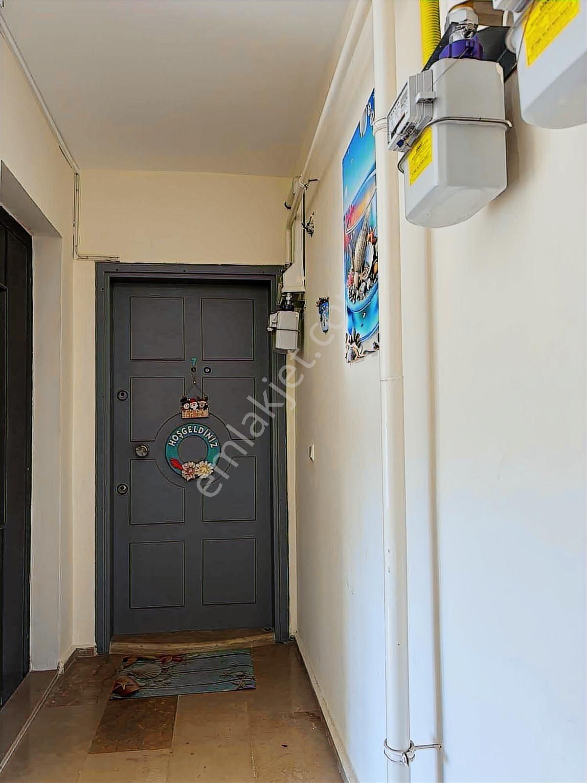 Kuşadası Ege Mahallesi'nde 3 + 1 Eşyalı Kiralık - Görsel 32