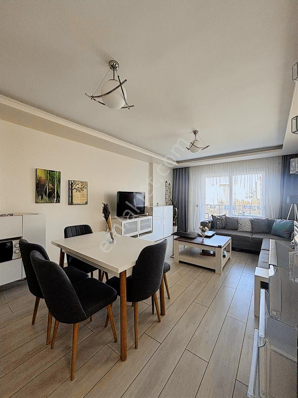 Kuşadası Ege Mahallesi'nde 3 + 1 Eşyalı Kiralık - Görsel 31