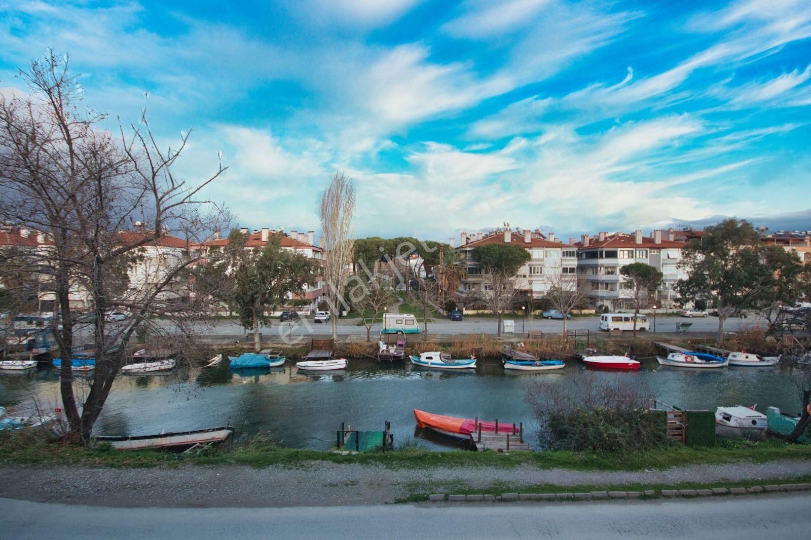 Aktif'ten🟡🟡 Akçay'da Ön Cephe Çay Manzaralı Masrafsız 3 Balkonlu 3+1 Satılık Dublex