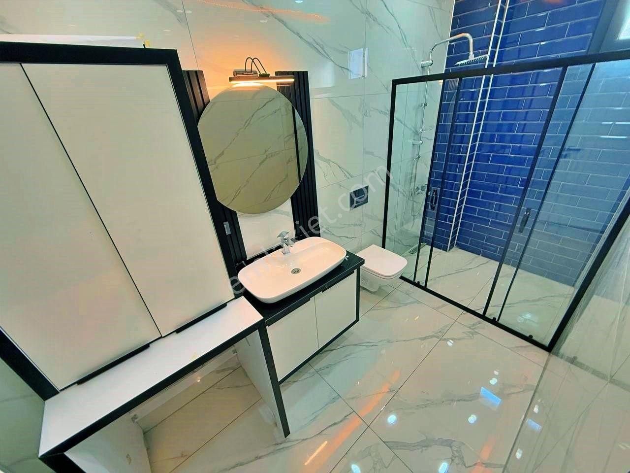 Uytundan Zeytinlide Geniş Bahçeli Otoparklı 6+1 Ultralüks Villa - Görsel 17