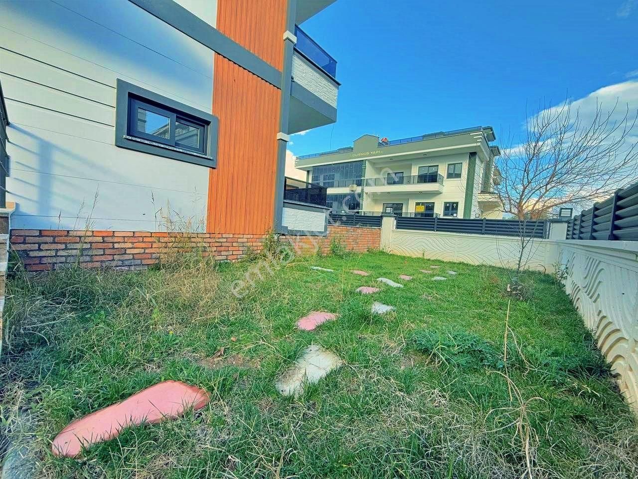 Uytundan Zeytinlide Geniş Bahçeli Otoparklı 6+1 Ultralüks Villa - Görsel 16