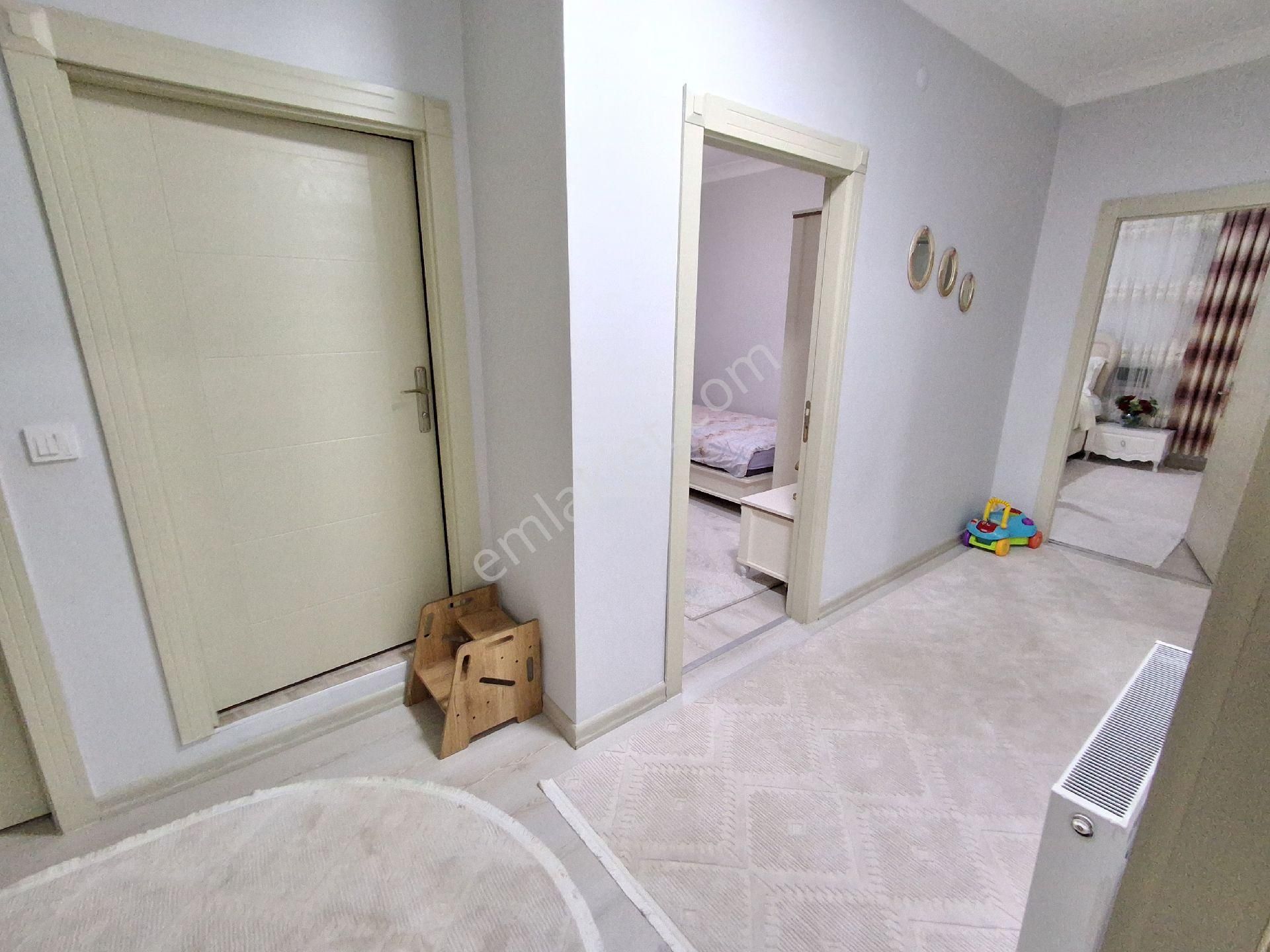 Beşikkaya 9.cd Okul Yanında Asansörlü 2+1 95m2 Full Yapılı Daire - Görsel 28