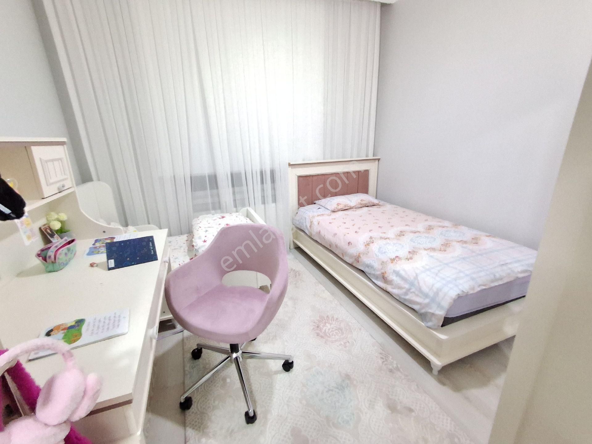 Beşikkaya 9.cd Okul Yanında Asansörlü 2+1 95m2 Full Yapılı Daire - Görsel 9