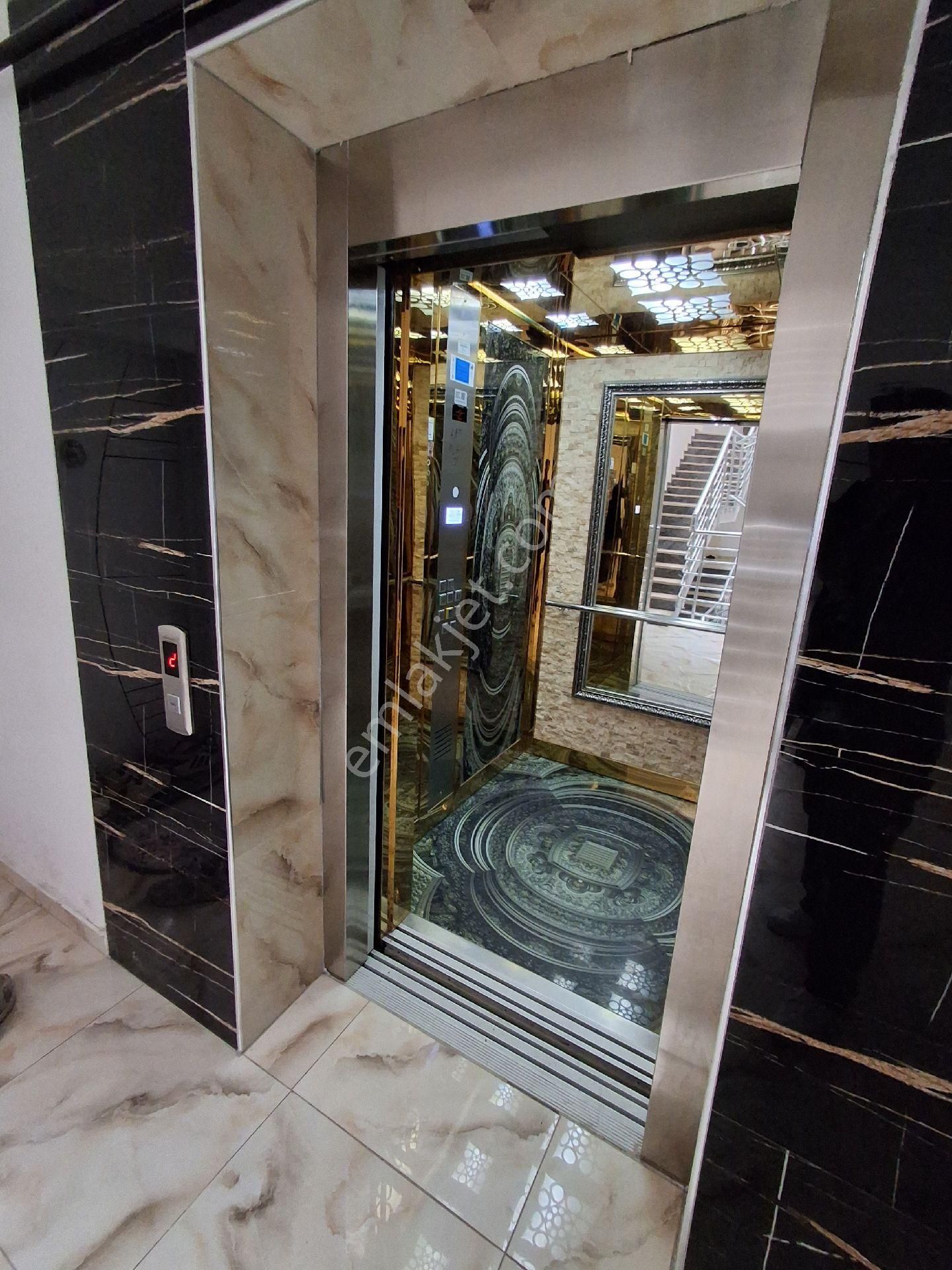 Beşikkaya 9.cd Okul Yanında Asansörlü 2+1 95m2 Full Yapılı Daire - Görsel 33