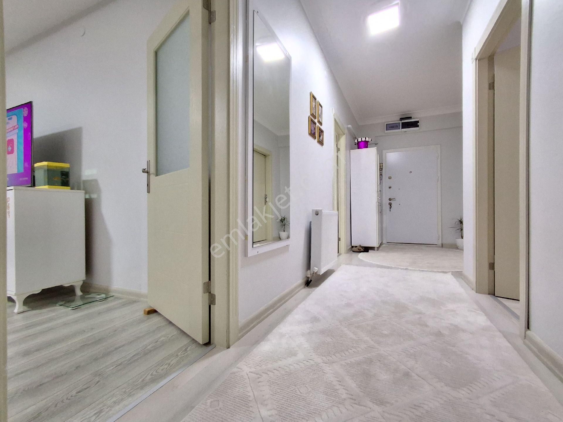 Beşikkaya 9.cd Okul Yanında Asansörlü 2+1 95m2 Full Yapılı Daire - Görsel 30