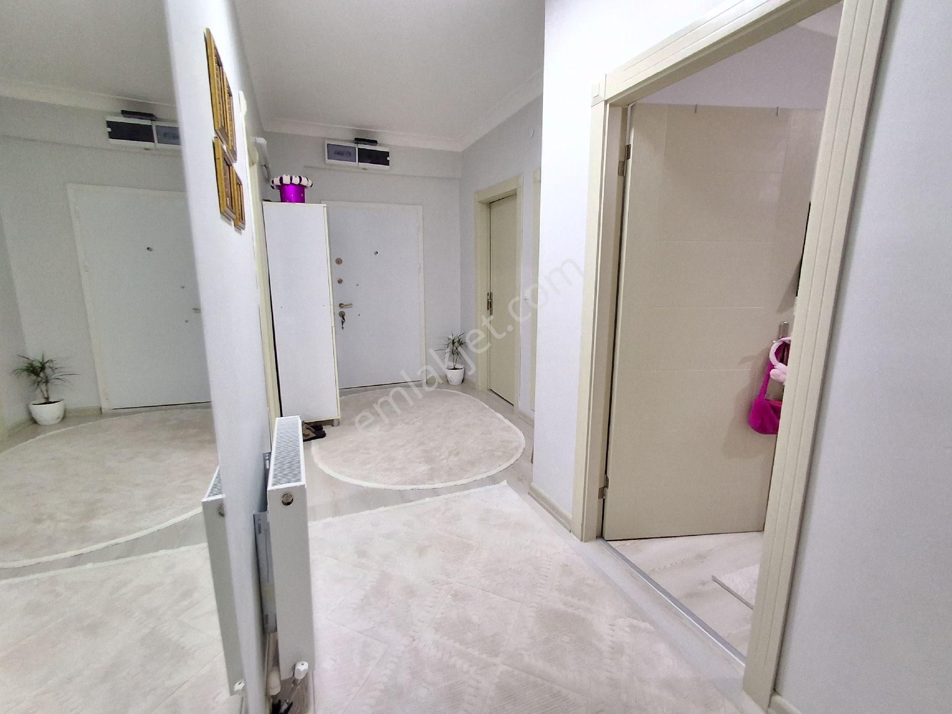 Beşikkaya 9.cd Okul Yanında Asansörlü 2+1 95m2 Full Yapılı Daire - Görsel 26