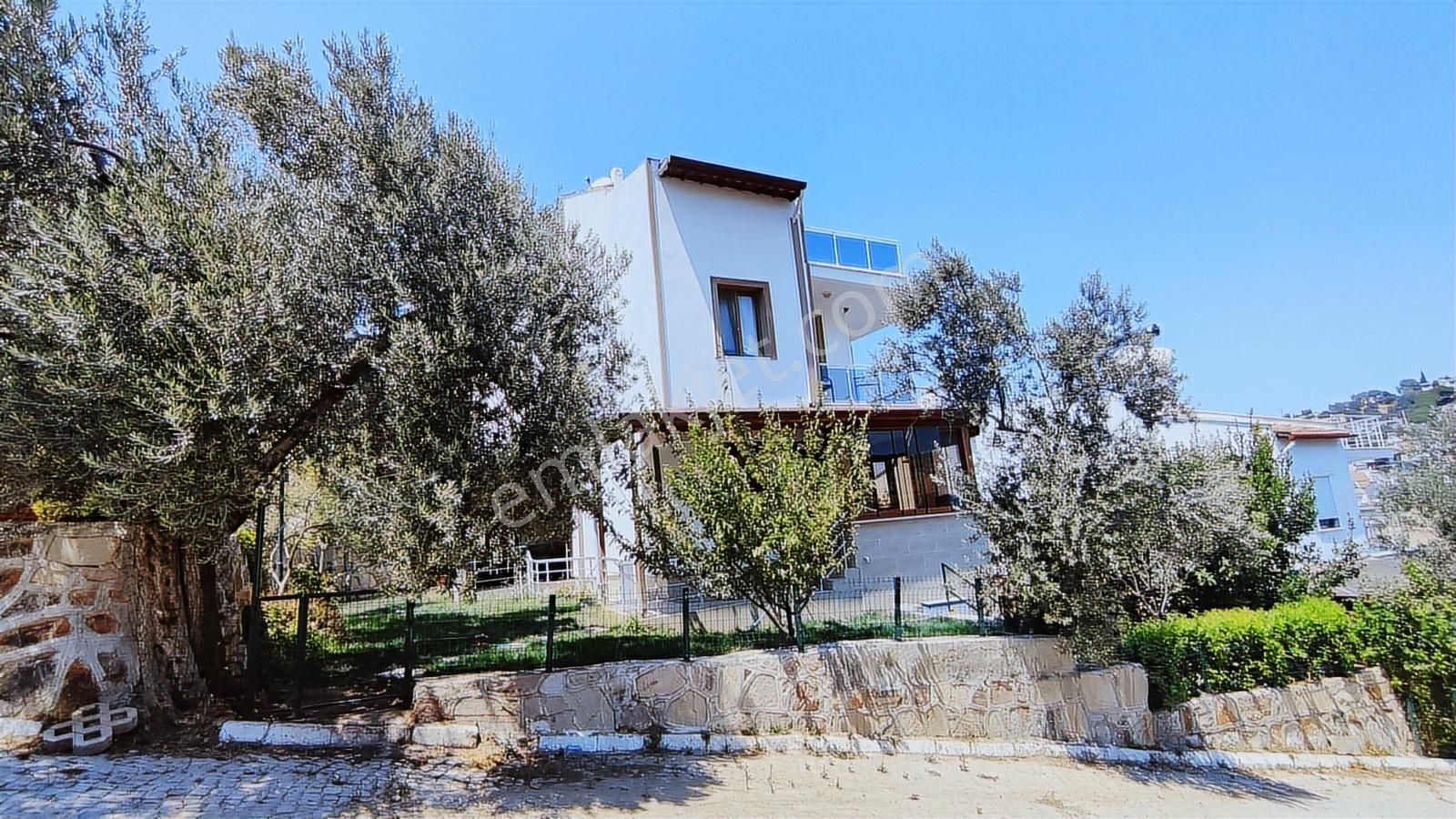 Rw Nefes'ten Pelitköy Sahilde Bakımlı 5+1 Geniş Bahçeli Tripleks - Görsel 4