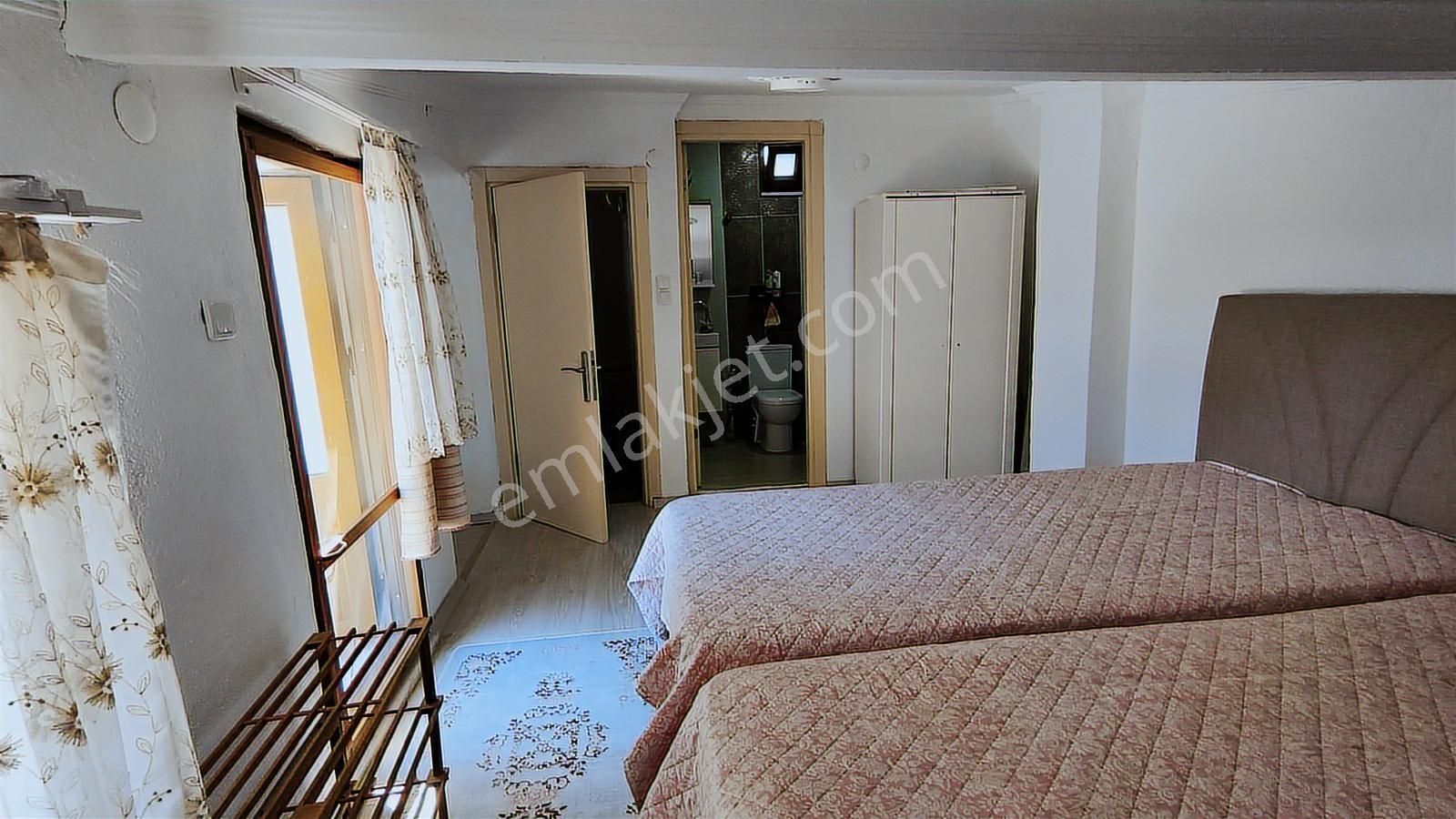 Rw Nefes'ten Pelitköy Sahilde Bakımlı 5+1 Geniş Bahçeli Tripleks - Görsel 16