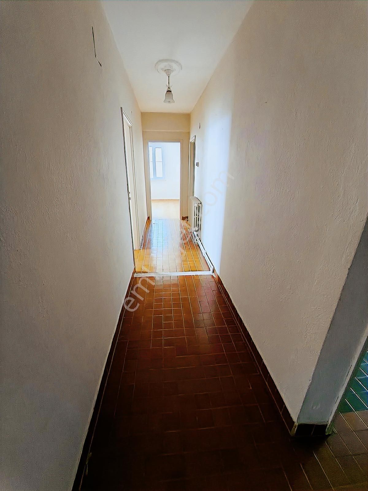 Hava Lojmanlarının Dibinde Masrafsız Bahçelievlere, Hava Üssüne - Görsel 15