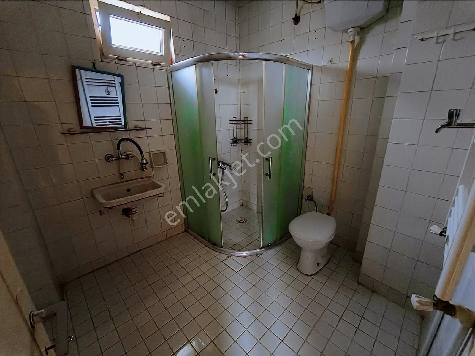 Hava Lojmanlarının Dibinde Masrafsız Bahçelievlere, Hava Üssüne - Görsel 7