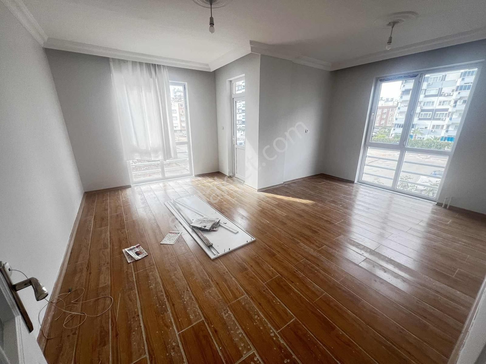 Dutlubahçe Mahallesinde Satılık 3+1 Arakat Daire - Görsel 20