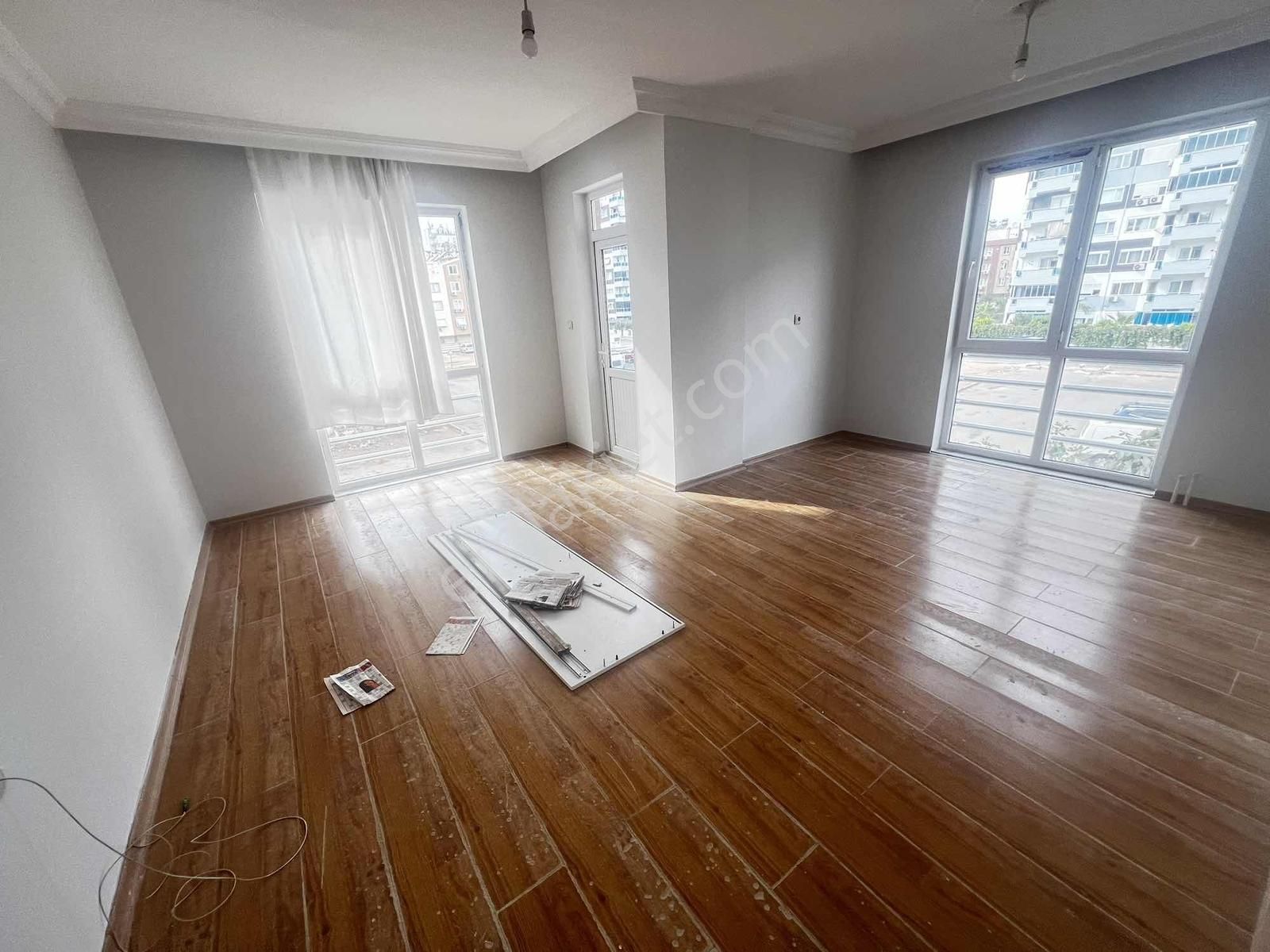 Dutlubahçe Mahallesinde Satılık 3+1 Arakat Daire - Görsel 18