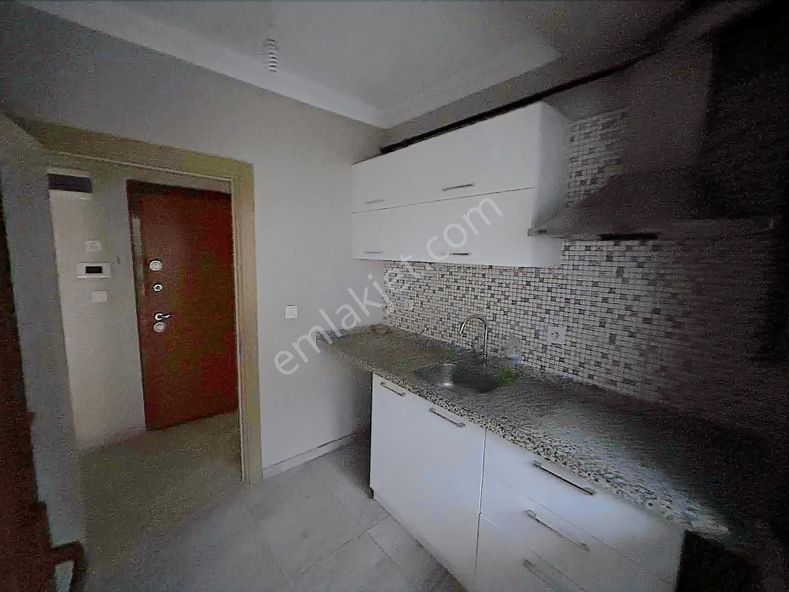 Taştepe'de 2+1 80 M2 2. Kat Asansörlü Kiralık Daire - Görsel 6