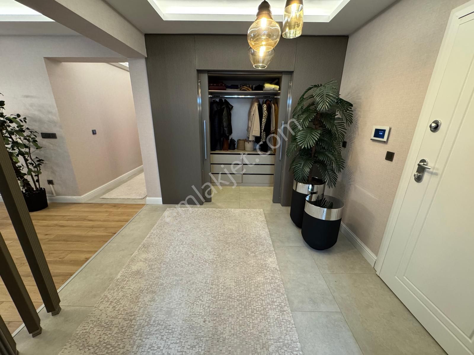 Irmak Emlak-bağlıca Mermeroğlu Caddesi Leda Lıfe'ta 4+1 Daire - Görsel 6