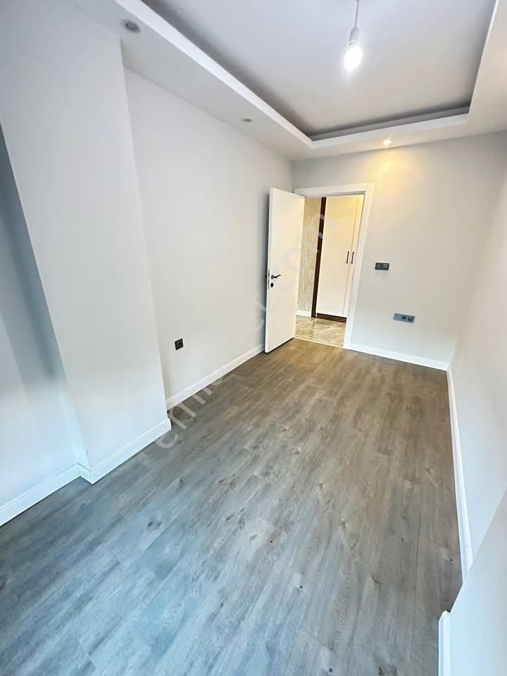 Beylikdüzü Osb Mh. Metrobüse Yakın 5 Dk Mesafede 2+1 Daire.. - Görsel 13