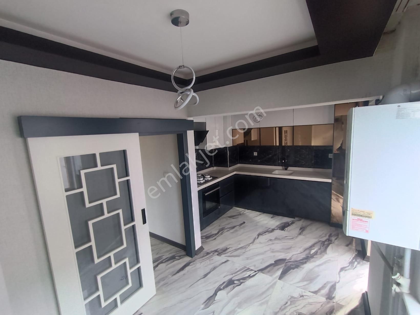 Mç Emlak'tan Akşemsettin Mah'sınde 4+1 Satılık Daire - Görsel 2