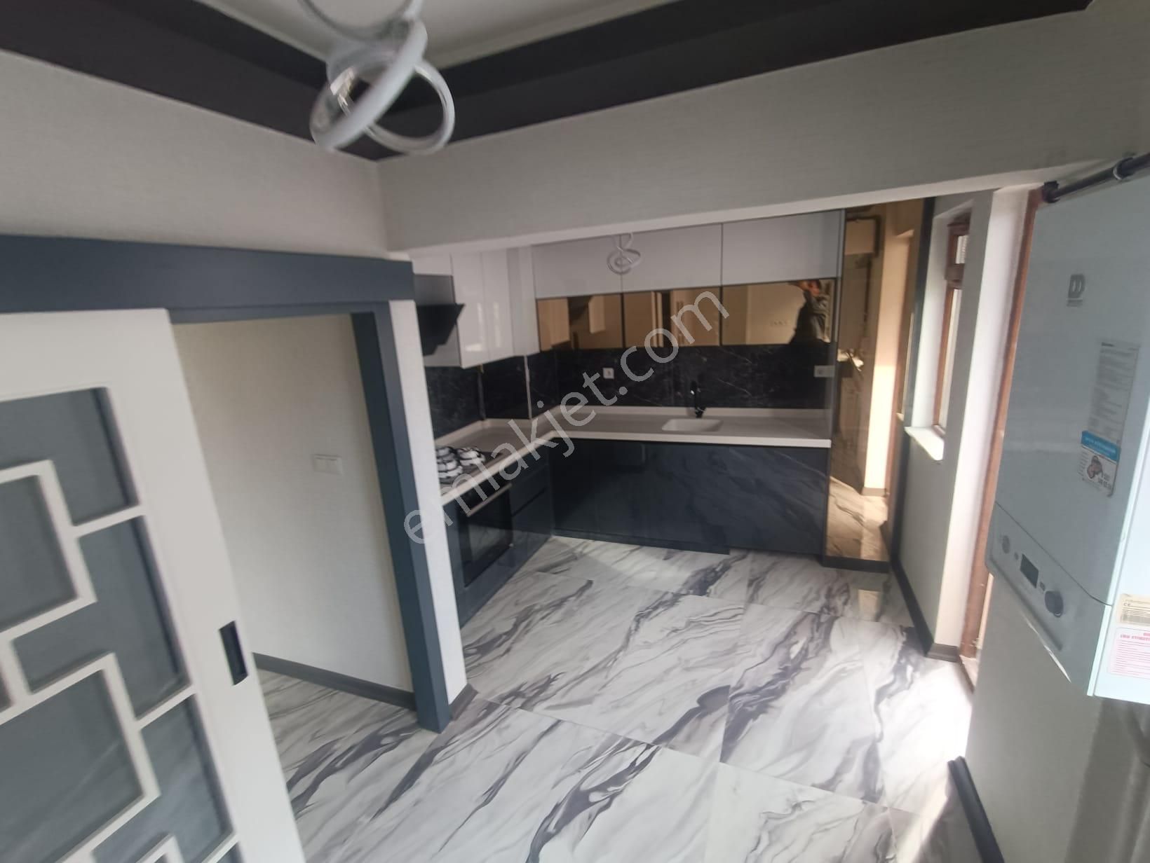 Mç Emlak'tan Akşemsettin Mah'sınde 4+1 Satılık Daire - Görsel 3